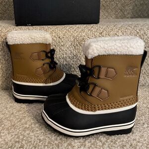 SOREL Unisex Yoot Pac TP Waterproof Boots - Size 9 Infant - MSRP $90